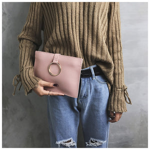 Gold Ring Hand Clutch